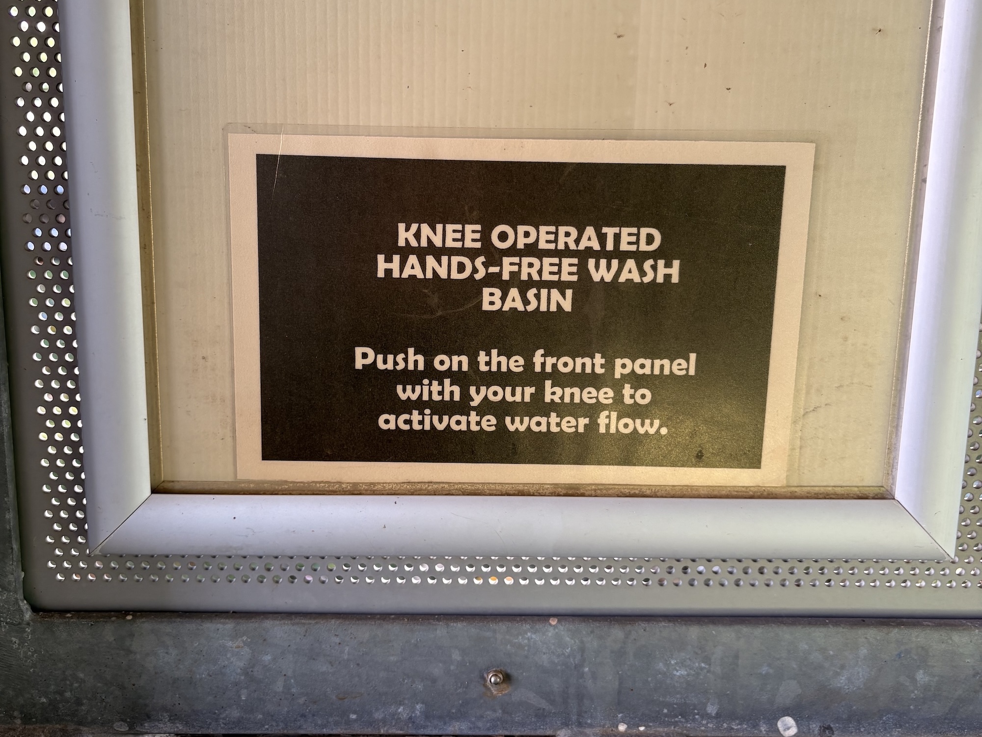 the instruction label